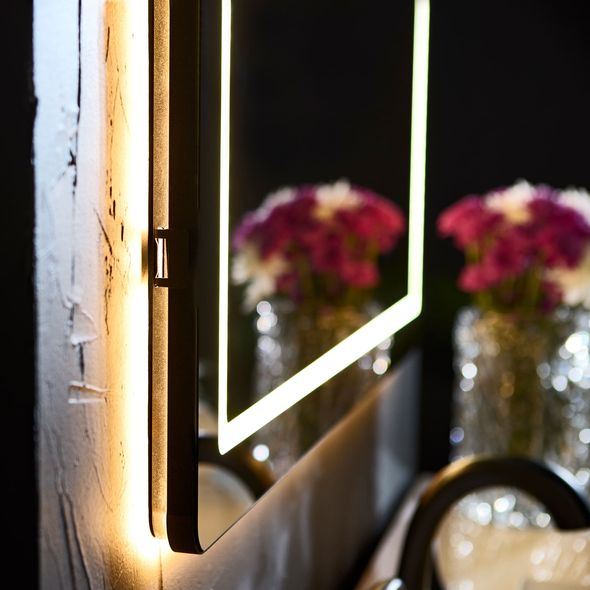 Oxygen by Quorum COMPACT 3-0405-15 Decor - Black