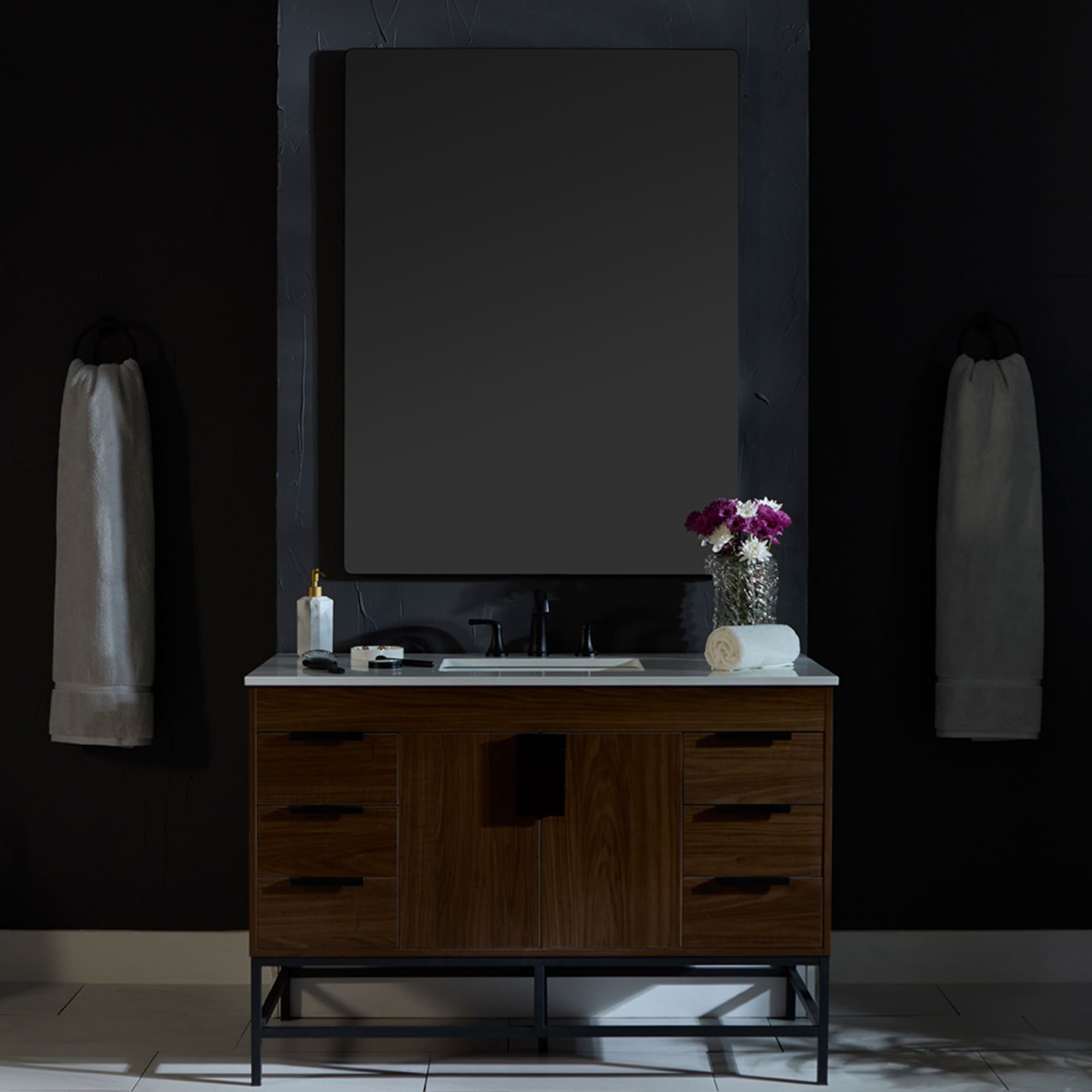 Oxygen by Quorum COMPACT 3-0404-15 Decor - Black