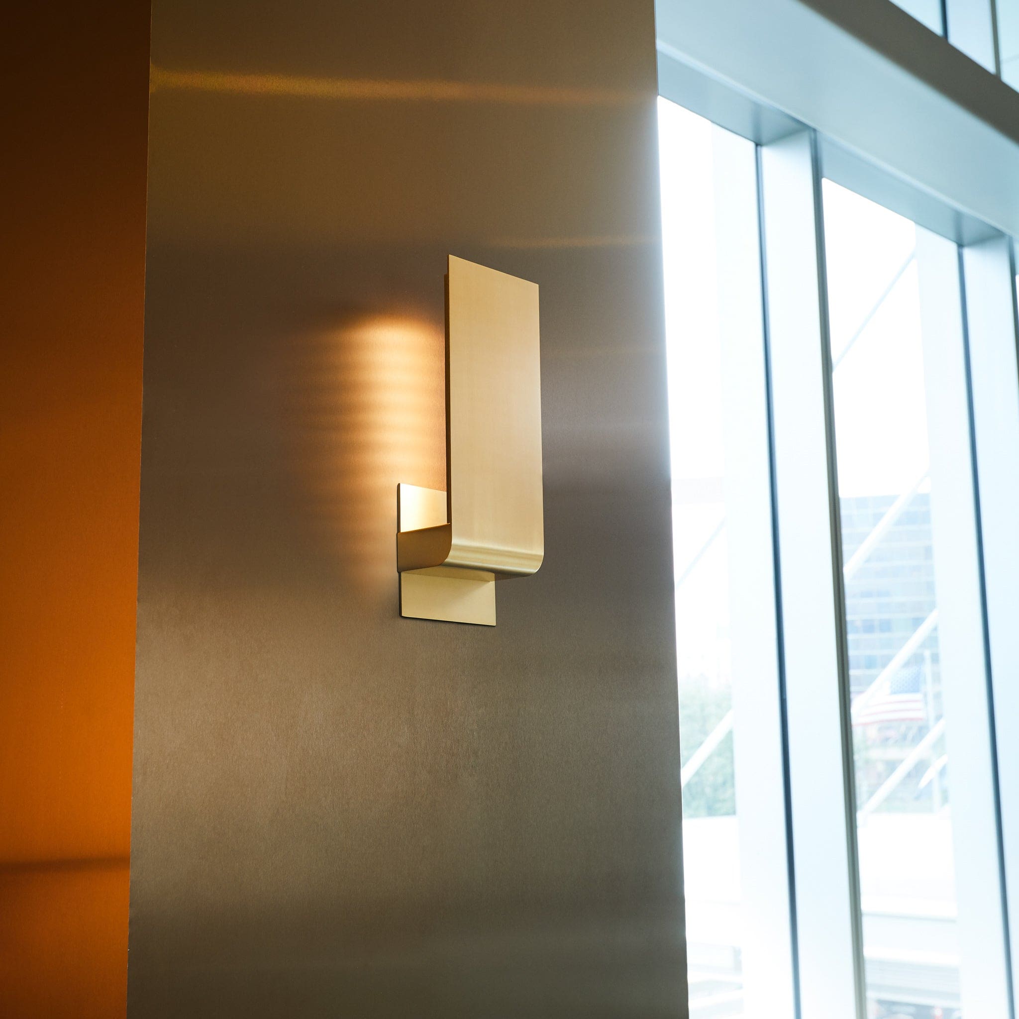 Oxygen by Quorum HALO 3-535-40 Exterior Transitional - Aged Brass