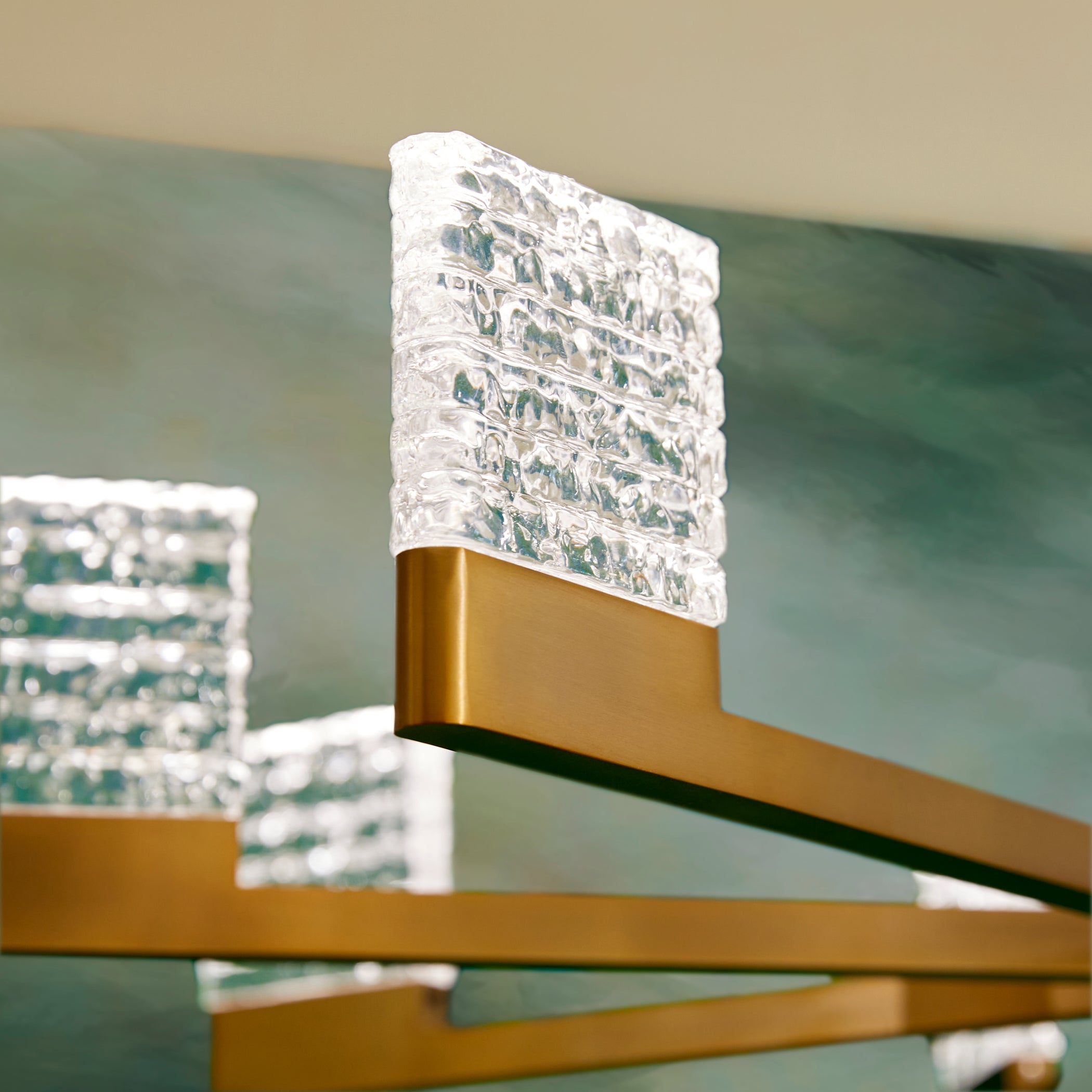 Oxygen by Quorum 3-650-56