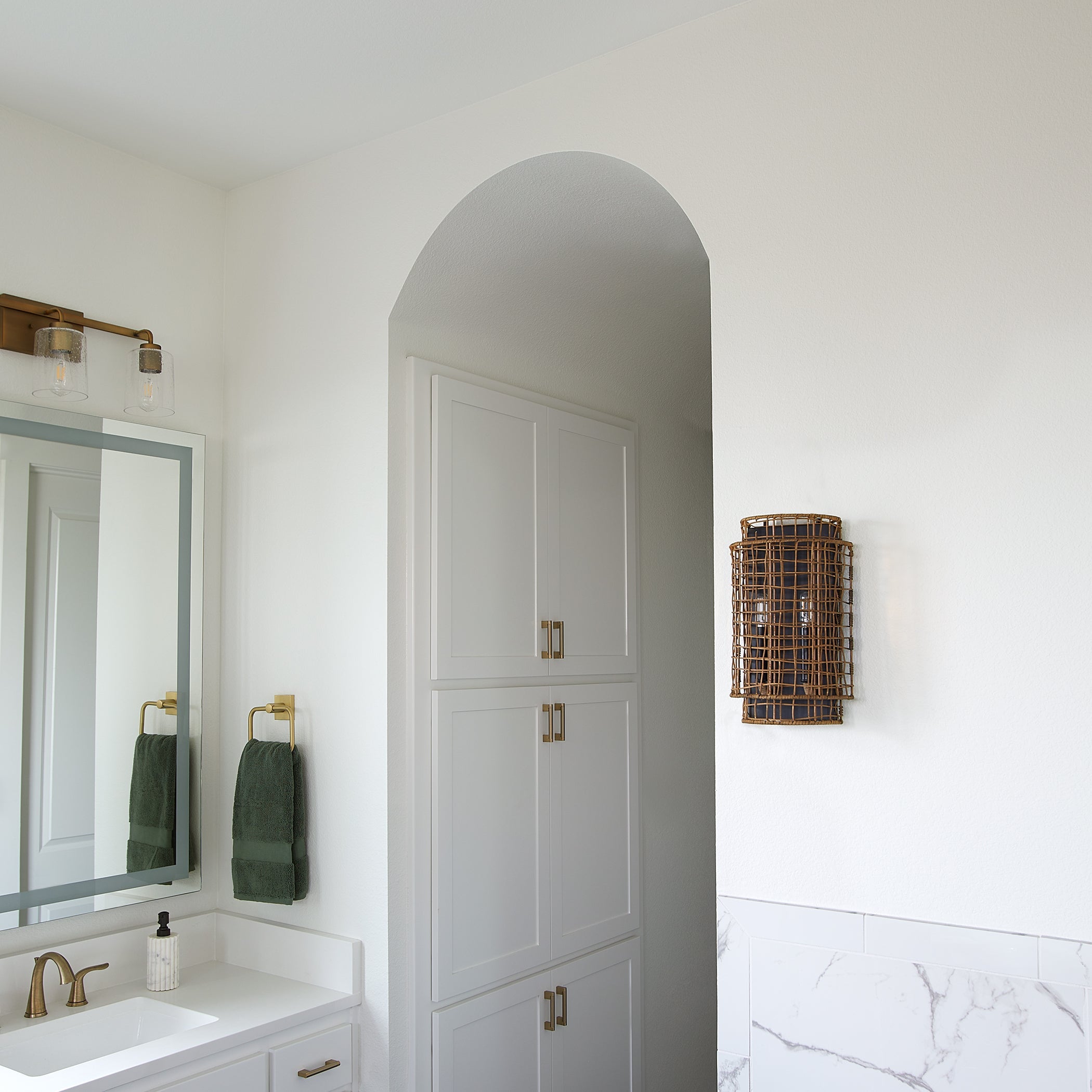 Quorum Abaca 5023-59 Wall Sconce - Matte Black