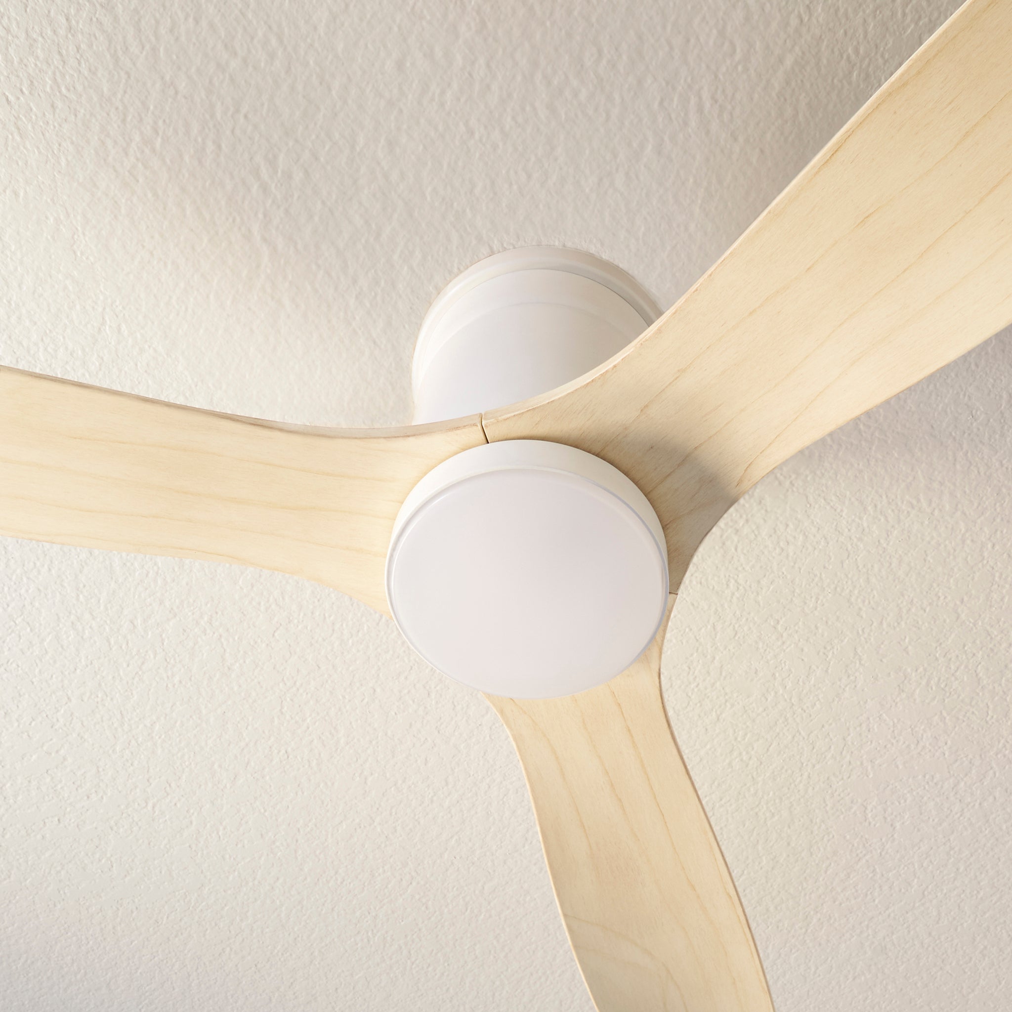 Quorum Dayton 52523-8 Patio Fan - Studio White